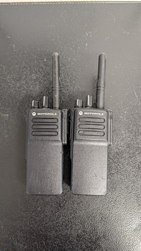 Motorola dp4400e radio uhf - x,