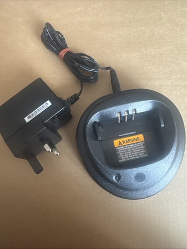 Motorola radio charger - radio,