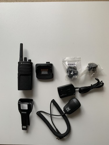 Motorola xt420 two way radio - motorola,