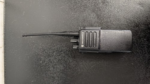 Motorola dp4400e uhf radio - dp4400e,